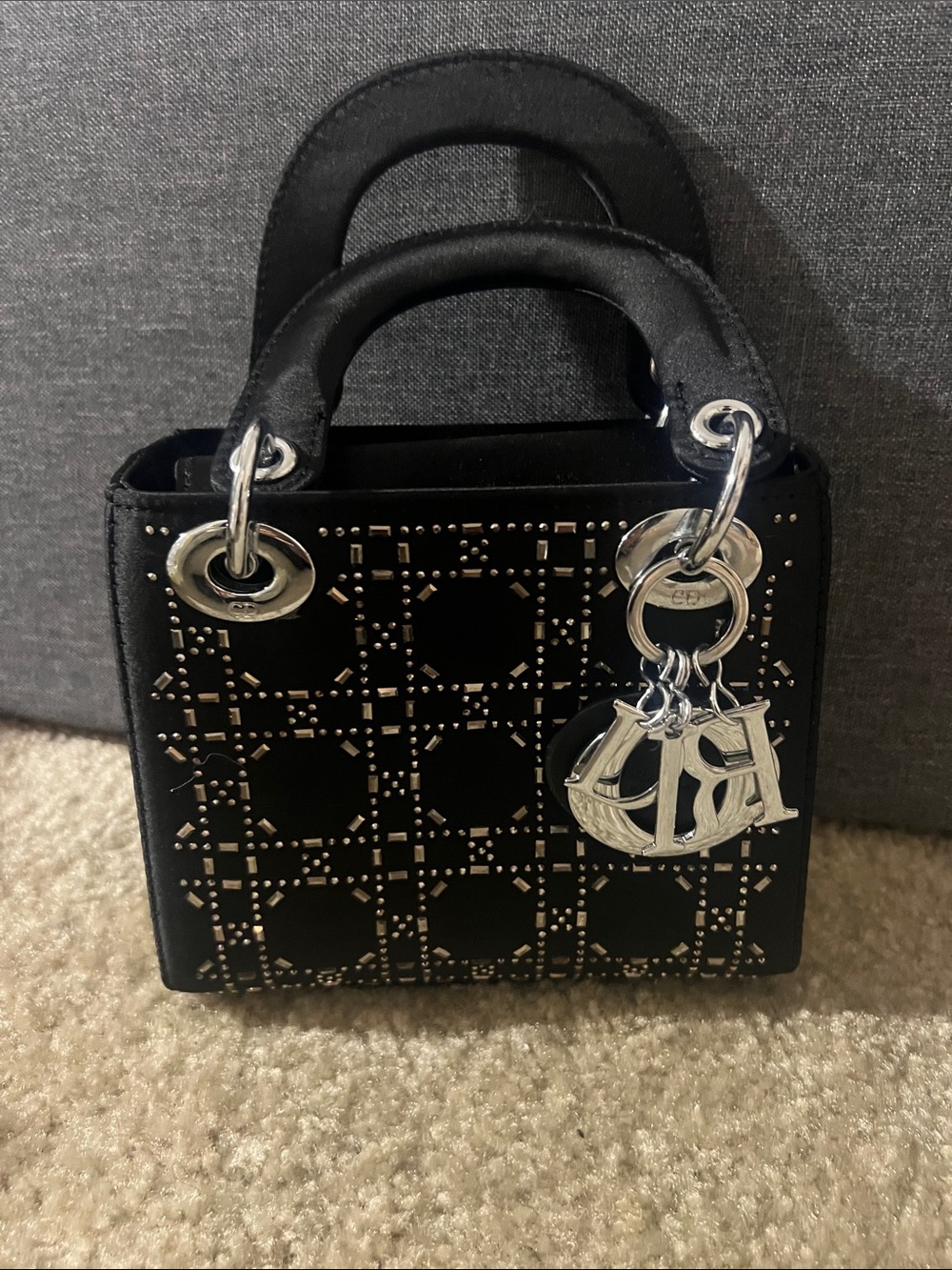 p r i c e r e f l e c t s mini satin lady dior
